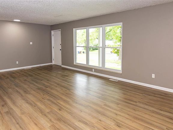 2nd image of 14444 Foxgate Ct