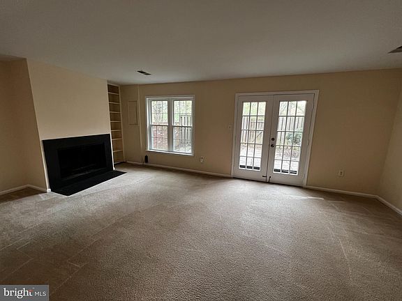 4th image of 1570 Westmoreland St