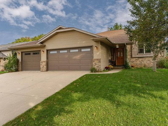 3831 Halling Pl SW, Rochester, MN 55902