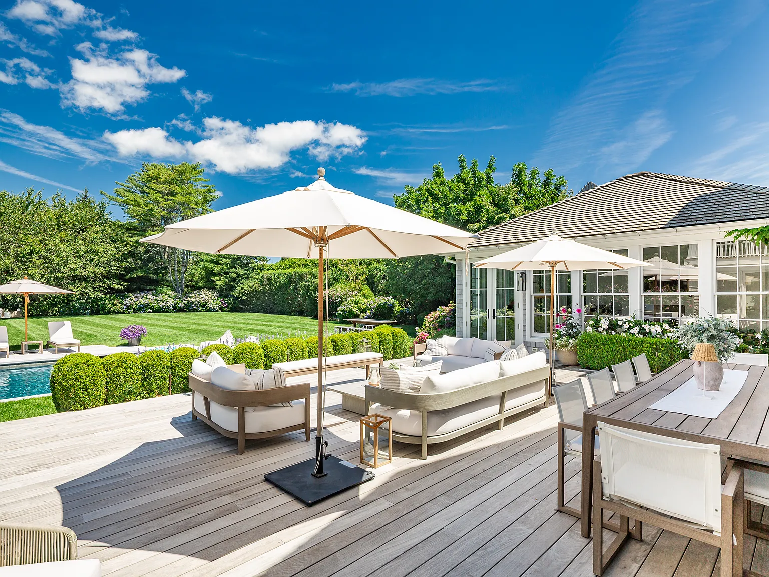 The Quintessential Bridgehampton Retreat — Photo 2