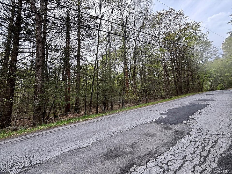 2nd image of Braden Road