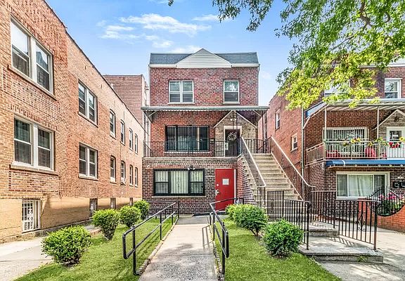 2nd image of 2450 Bronx Park E