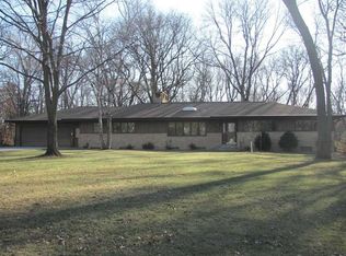 2207 Sunset Blvd, Cedar Falls, IA 50613