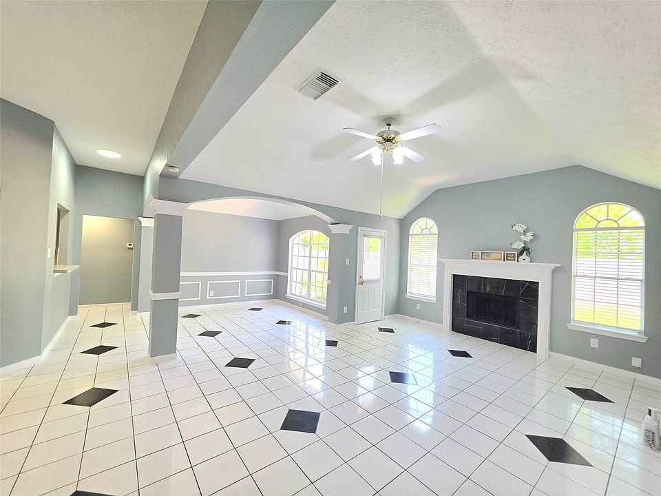 1st image of 13618 Sablegrove Ln