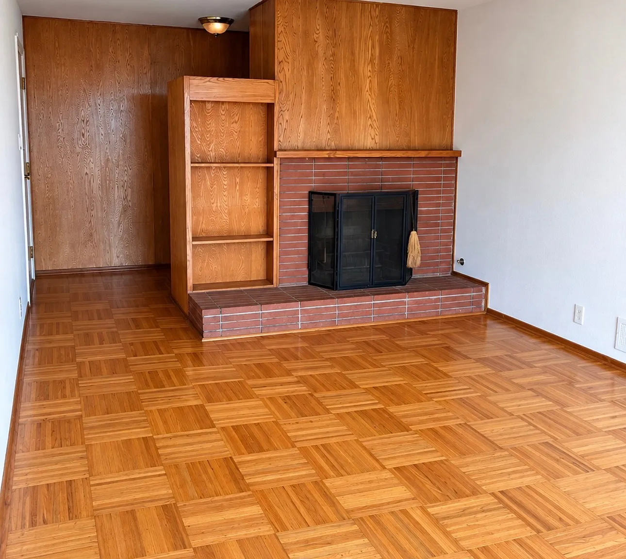 3 bed, 1259 sqft, $4,600 — Photo 3