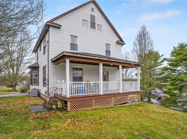 5014 Wheathill Rd, East Palestine, OH 44413