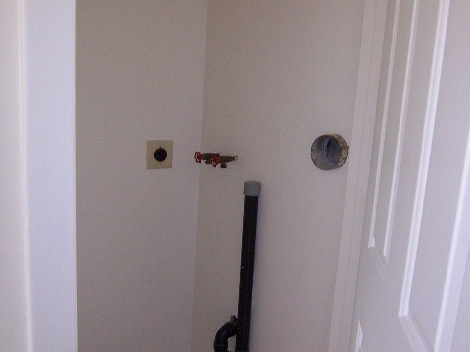 2nd image of 13 Northampton St