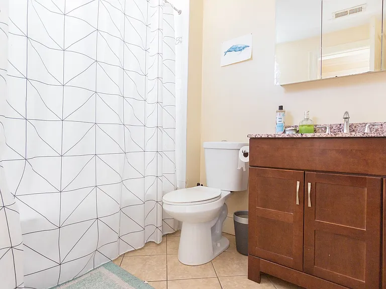 27 Lothrop St #2 — Photo 9