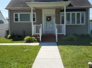 64 Riverside Rd, Baltimore, MD 21221