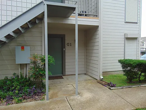3220 69th St #G1 Photo 1