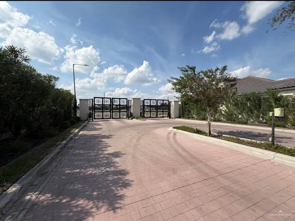 3000 W Dupont Ln, Edinburg, TX 78539