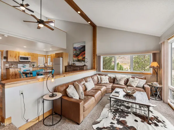 96 Mountainside Drive #B-27, Granby, CO 80446