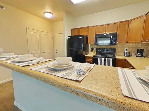 Williston, 2301 25th St W, Williston, ND 58801