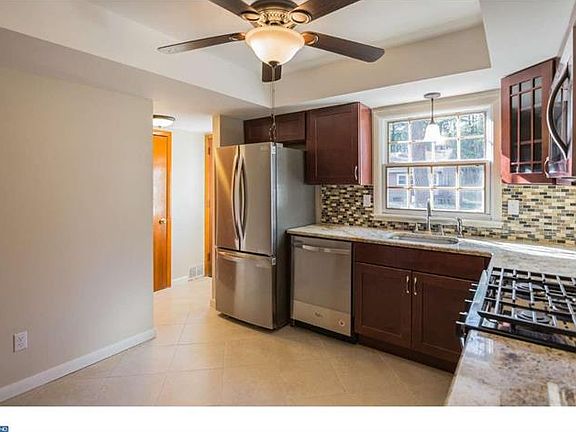5th image of 52 Lobelia Ave