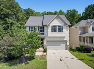 210 Davelyn Ct, Garner, NC 27529