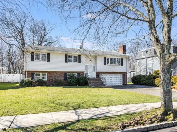 26 Fairview Ave, West Orange Twp., NJ 07052