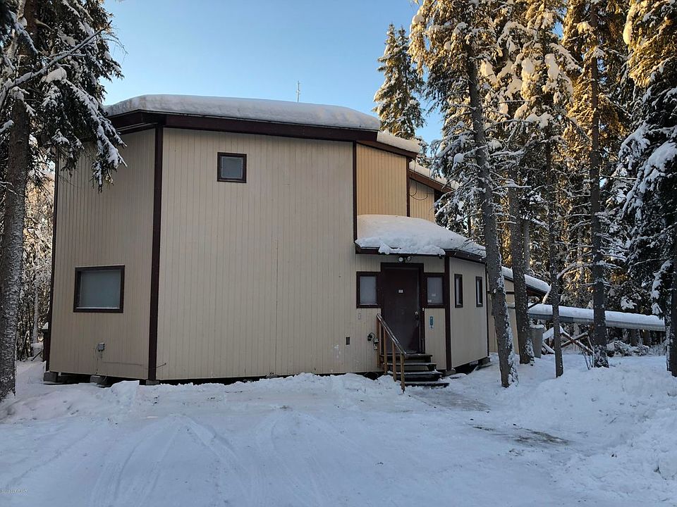 1st image of 575 Auburn Dr