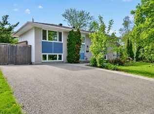 2966 Linton Rd, Ottawa, ON K1V 8H2