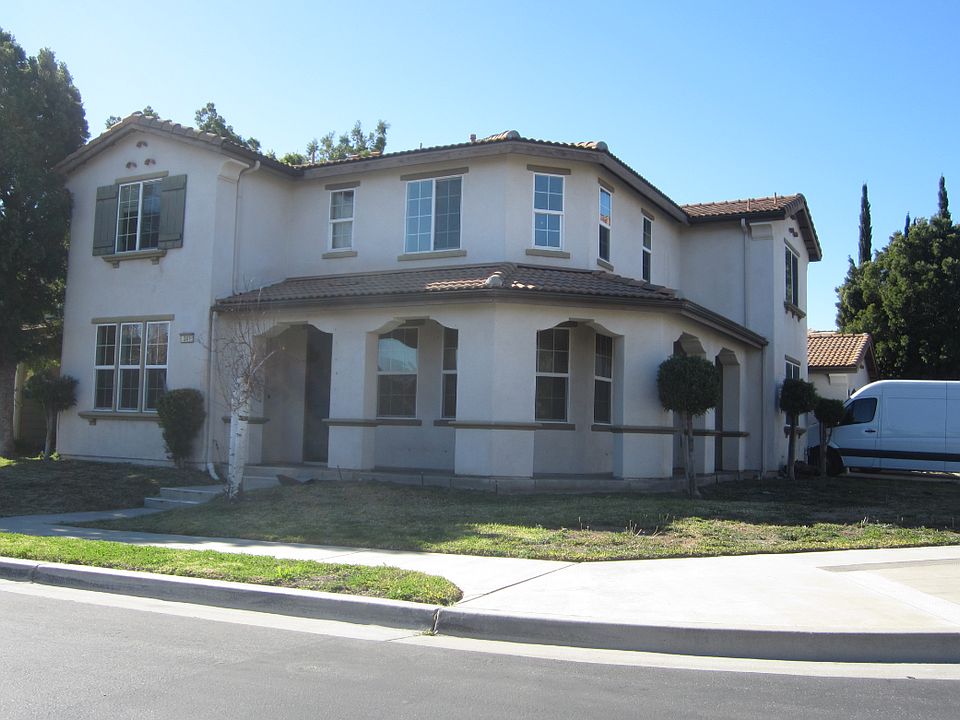 1st image of 341 N Madera Privado