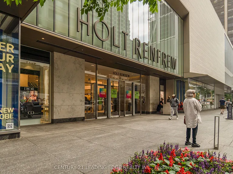 11 Yorkville Ave #3906 — Photo 41