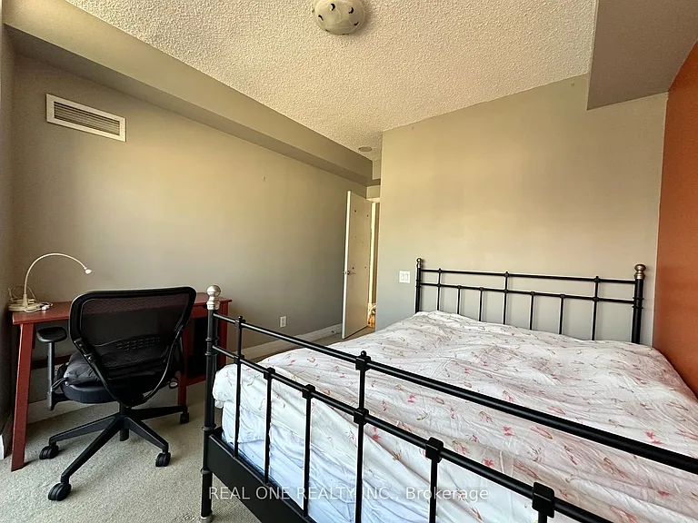 25 Carlton St #2309 — Photo 11