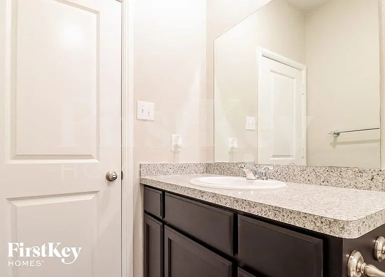 4624 Corktree Ln — Photo 13