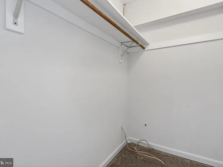 740 Kentland Dr — Photo 15