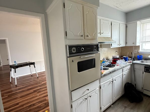 8204 Willowbrook Cir SE APT C