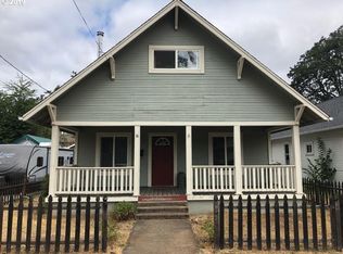 1254 E Jefferson Ave, Cottage Grove, OR 97424