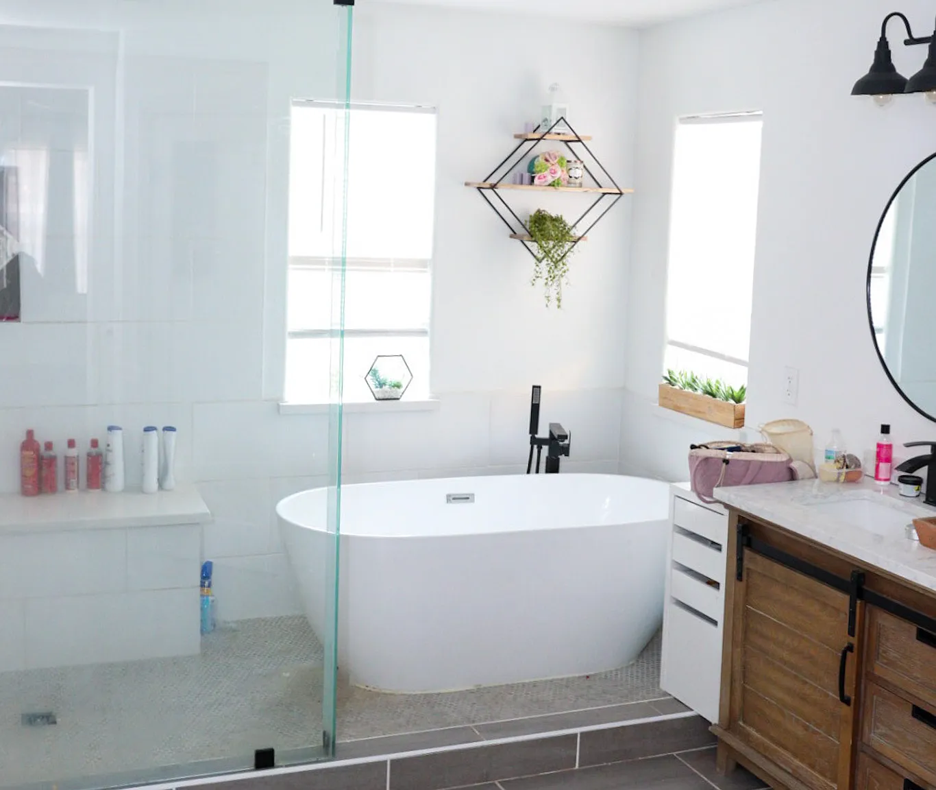 5 bed, 3012 sqft, $3,000 — Photo 1