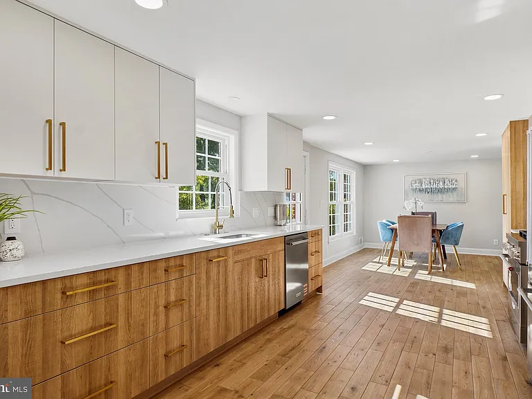 12301 Espalier Pl — Photo 5