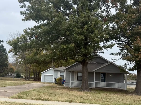 840 E Detroit St, Broken Arrow, OK 74012
