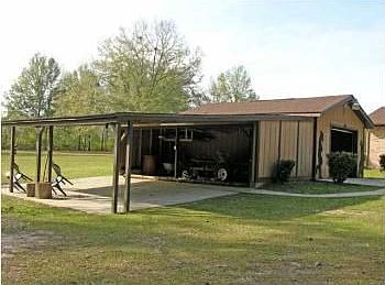 3rd image of 4204 Skyline Dr
