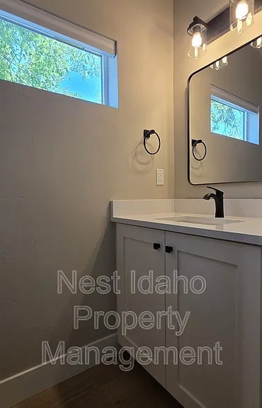 1939 N Danish Ln — Photo 7