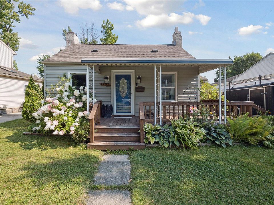 1st image of 22225 Lange St