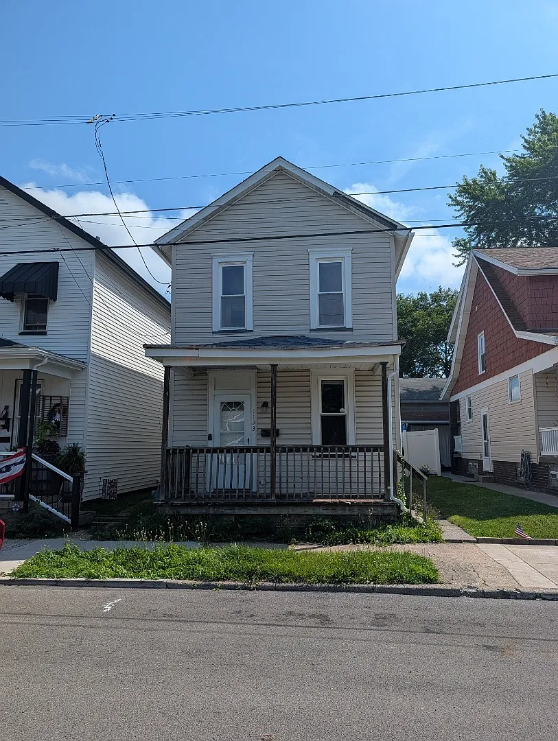 Two bedroom home in New Brighton — Photo 1