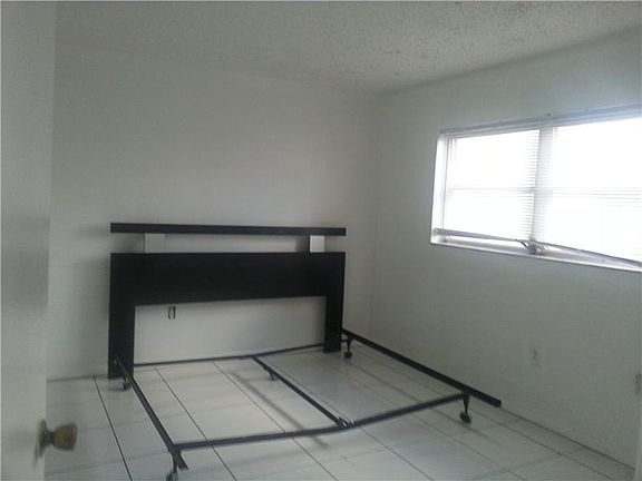 3rd image of 6507 Winfield Blvd APT 119-C