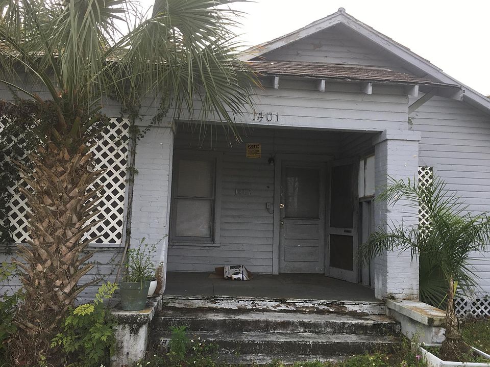 1st image of 1401 W 1st St