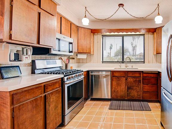 2nd image of 3456 El Tejon Rd