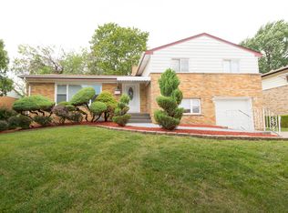 1640 Clinton Ct, Melrose Park, IL
