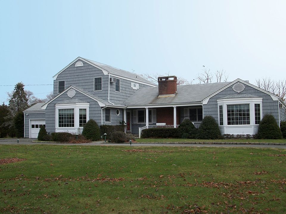 1st image of 2 Beach Ln