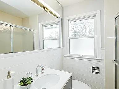 1125 7th Ave SW — Photo 3