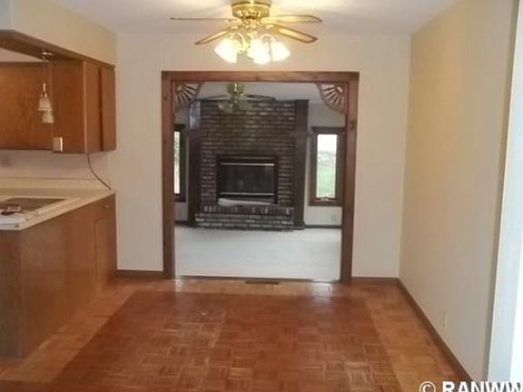 2nd image of 2850 12th St