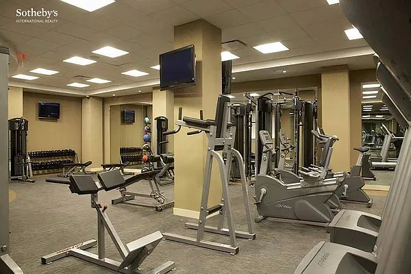 Rented by Sotheby's International Realty | media 27