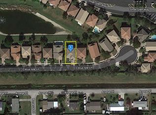 9151 Citrus Isle Ln, Lake Worth, FL 33467