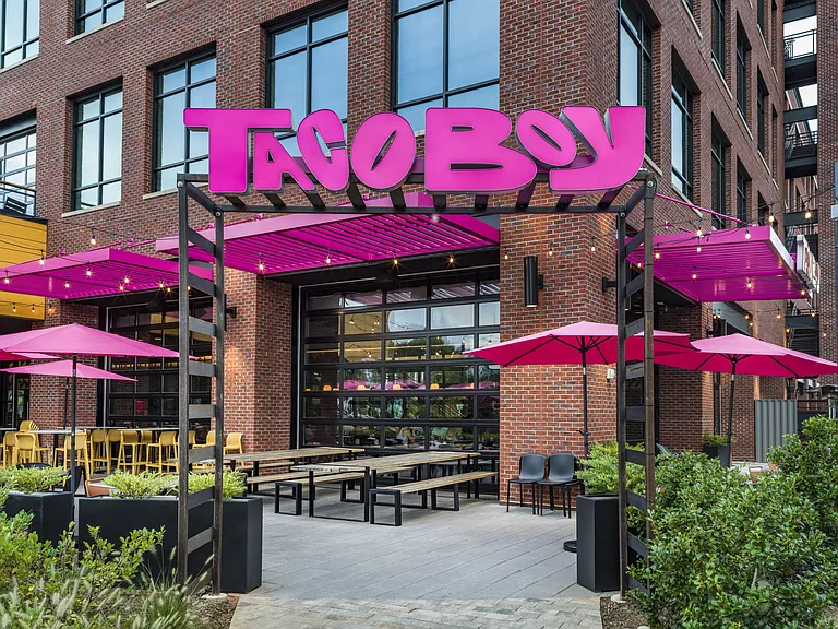 Live at Modera LoSo, where South End's vibrant culture is at your doorstep! Try Tacoboy and indulge in Charlotte's favorite tacos and margaritas while enjoying the modern comfort of our stylish apartment community.