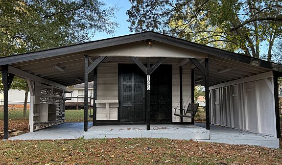 Shed/work space with fan and electricity