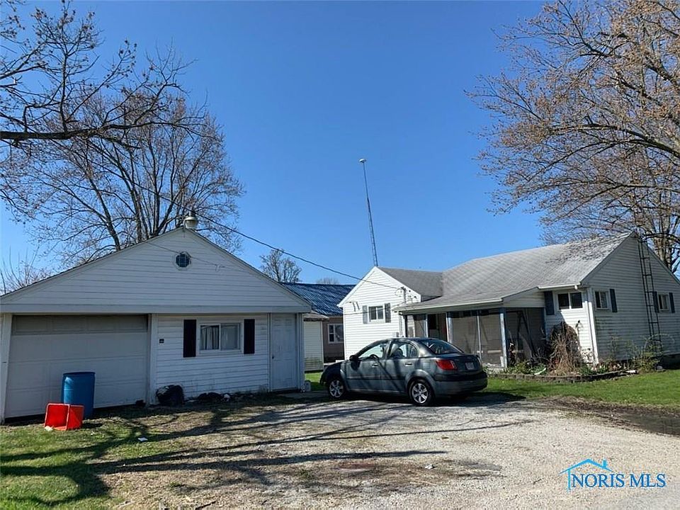 2nd image of 238 Vine St