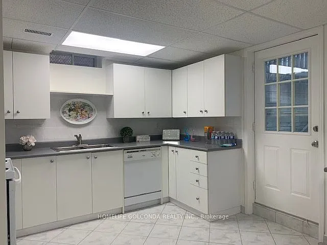 5 Hacienda Dr — Photo 3