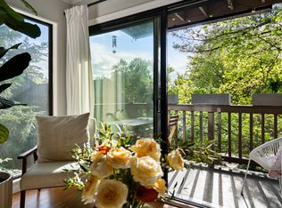 7704 SW Barnes Rd UNIT D, Portland, OR 97225